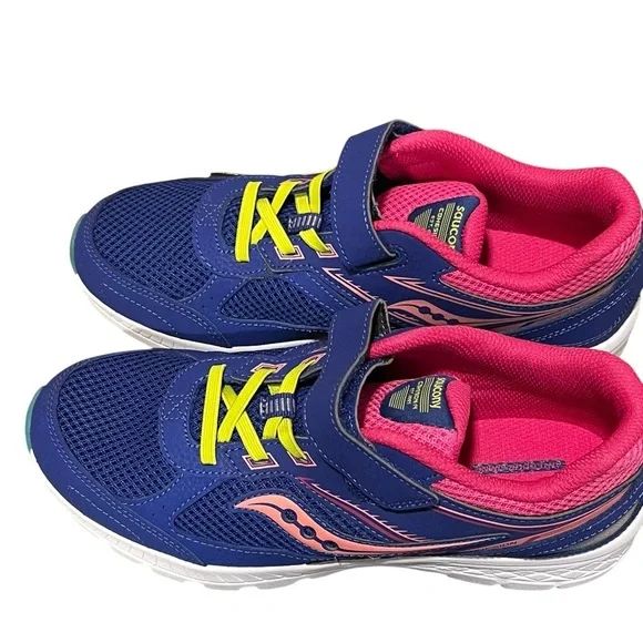 Saucony ladiesSneakers in Blue and Pink with Neon Accennt new without tag - Picture 8 of 13